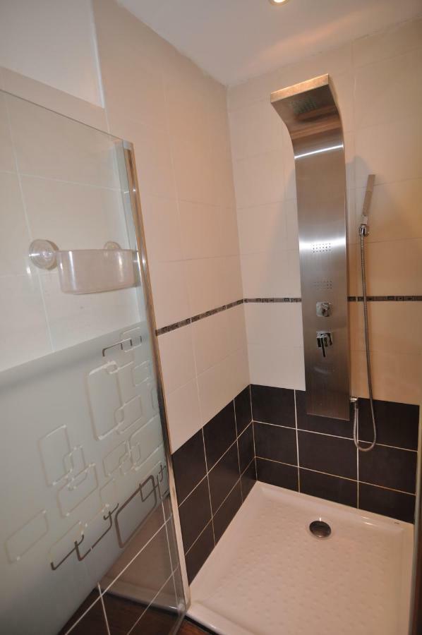 Cosy One-Bedroom Apartment -Stayinantibes- Le Cosy ภายนอก รูปภาพ